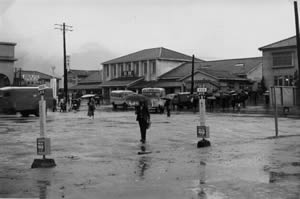 昭和30年頃の呉駅前